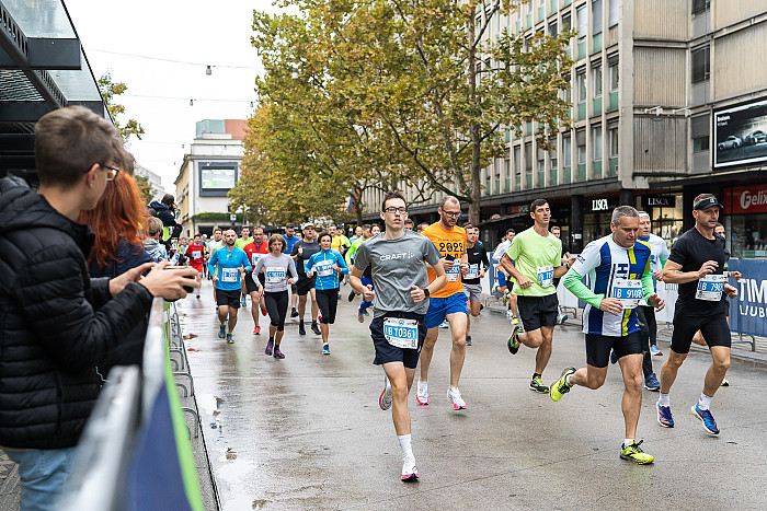 Nedelja, 23. oktober 2022, 42, 21 in 10 km