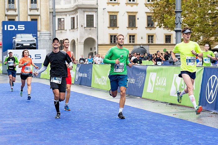 Nedelja, 23. oktober 2022, 42, 21 in 10 km