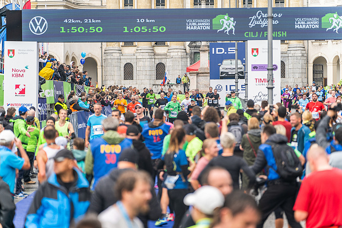 Nedelja, 23. oktober 2022, 42, 21 in 10 km