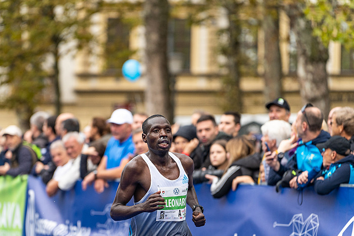 Nedelja, 23. oktober 2022, 42, 21 in 10 km