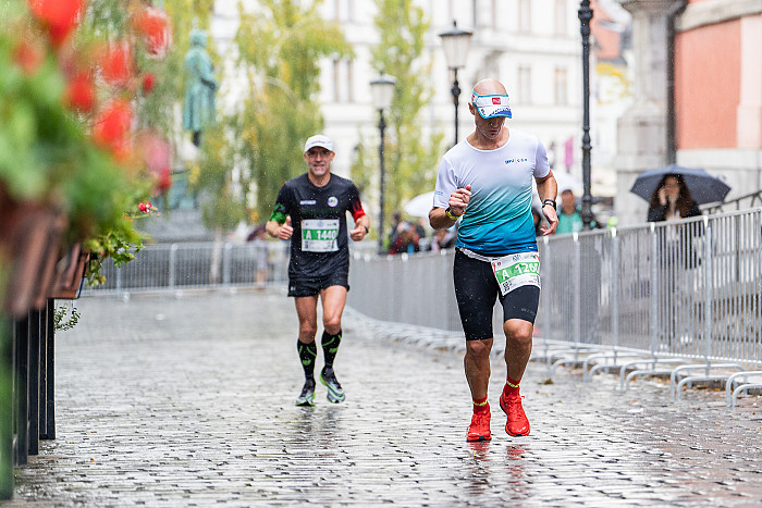 Nedelja, 23. oktober 2022, 42, 21 in 10 km